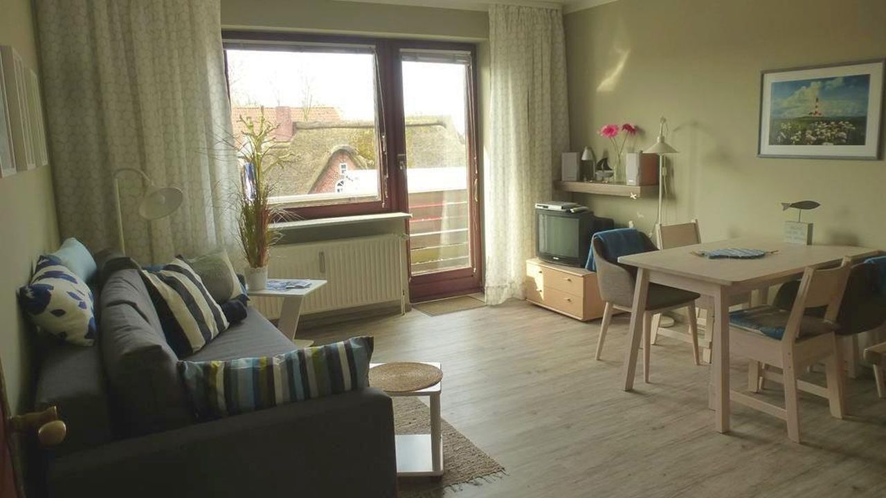 Blick durch den Wohnraum Blick durch den Wohnraum